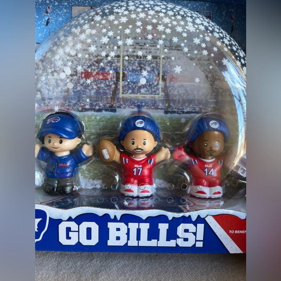 2022 NFL Buffalo Bills Fisher Price Little People Toys  Josh Allen Diggs New Box - Picture 1 of 8